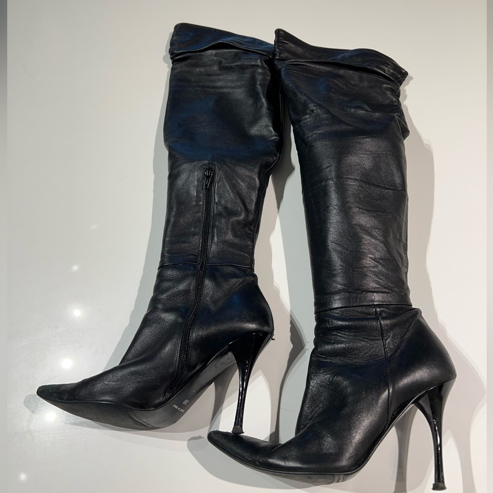 Women’s Brown’s over the knee leather boots